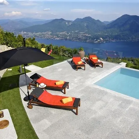 Sleeps 12 Pool Wifi فيلة Premeno