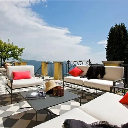 Sleeps 12 Pool Wifi *
