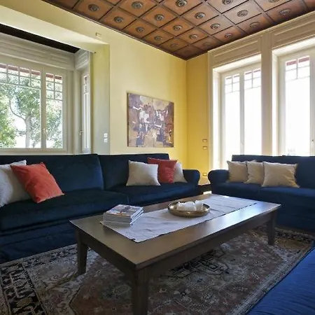 Sleeps 12 Pool Wifi * Premeno