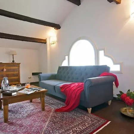 Sleeps 12 Pool Wifi *