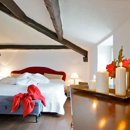 Sleeps 12 Pool Wifi *